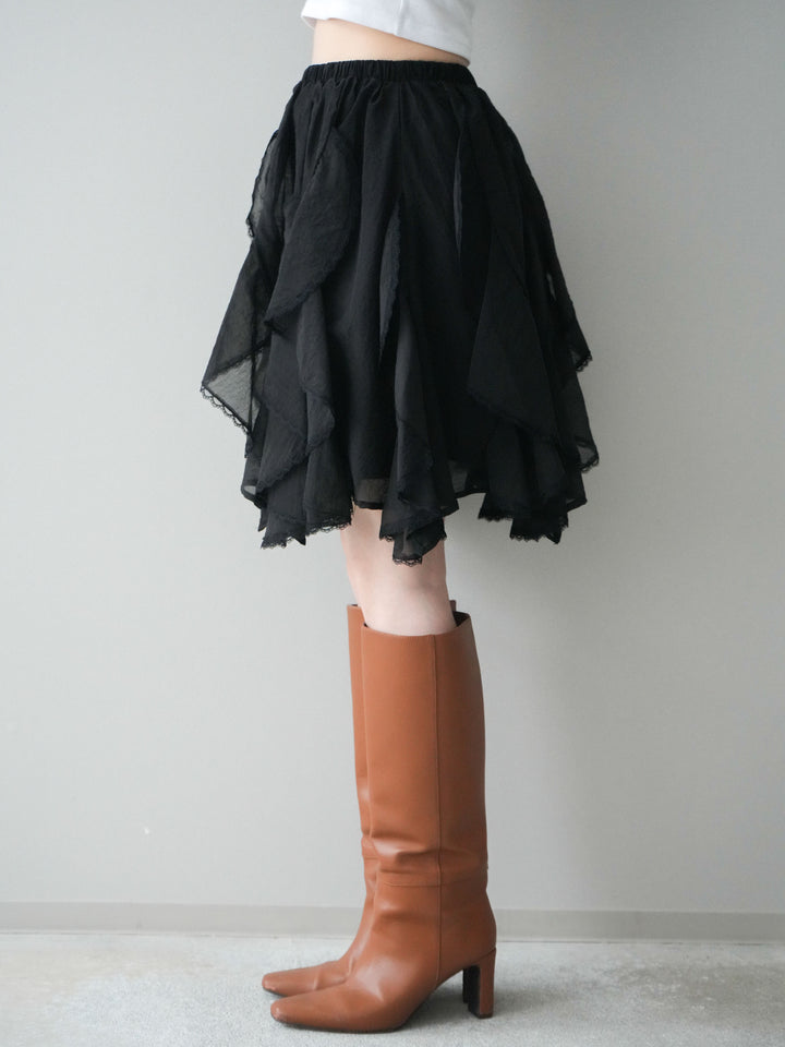 [予約]ラッフルレースミニスカート/black