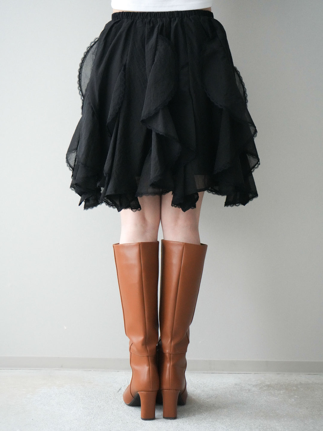 [予約]ラッフルレースミニスカート/black