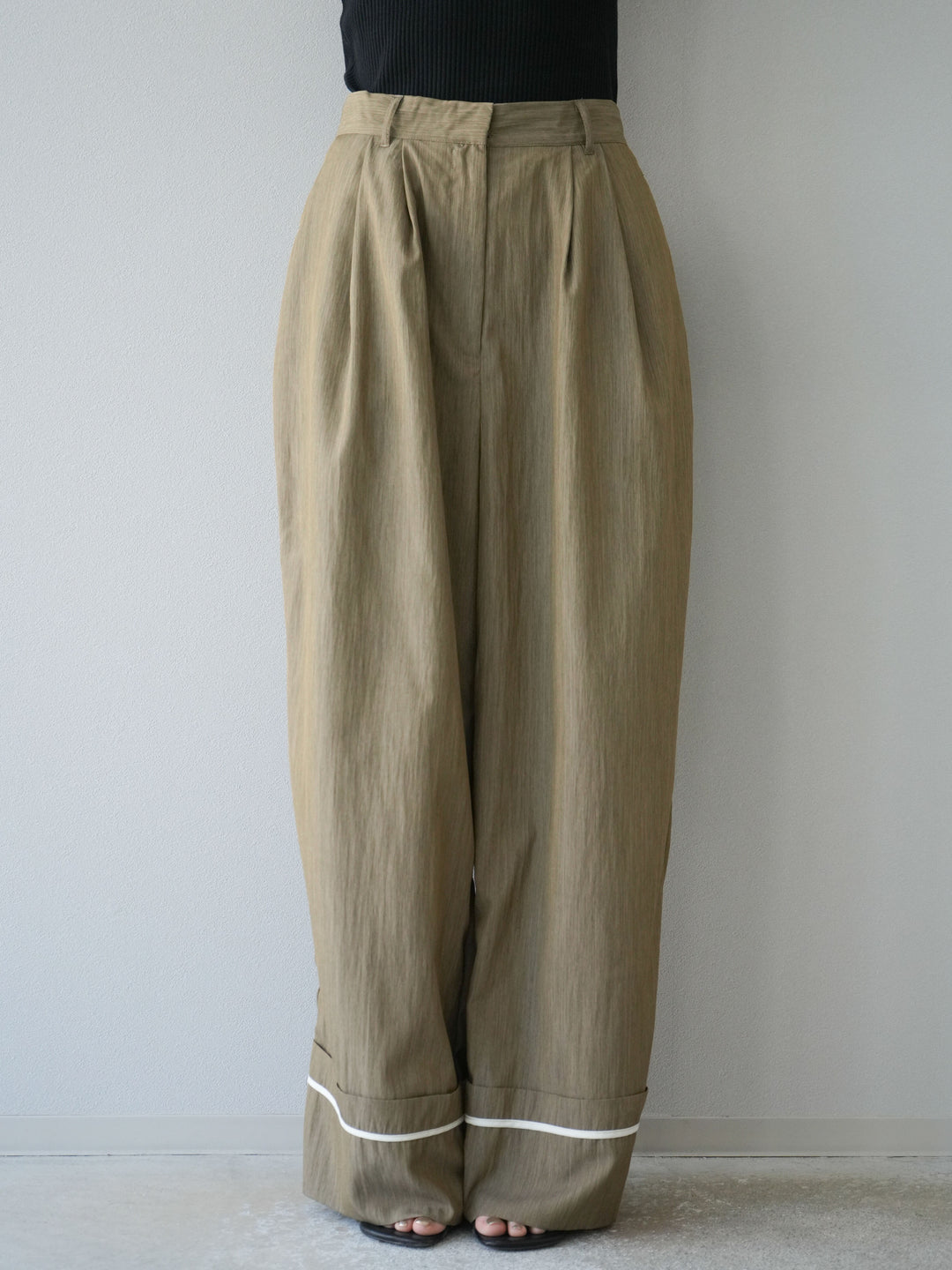 [予約]リネンライク裾リターンワイドパンツ/グレージュ