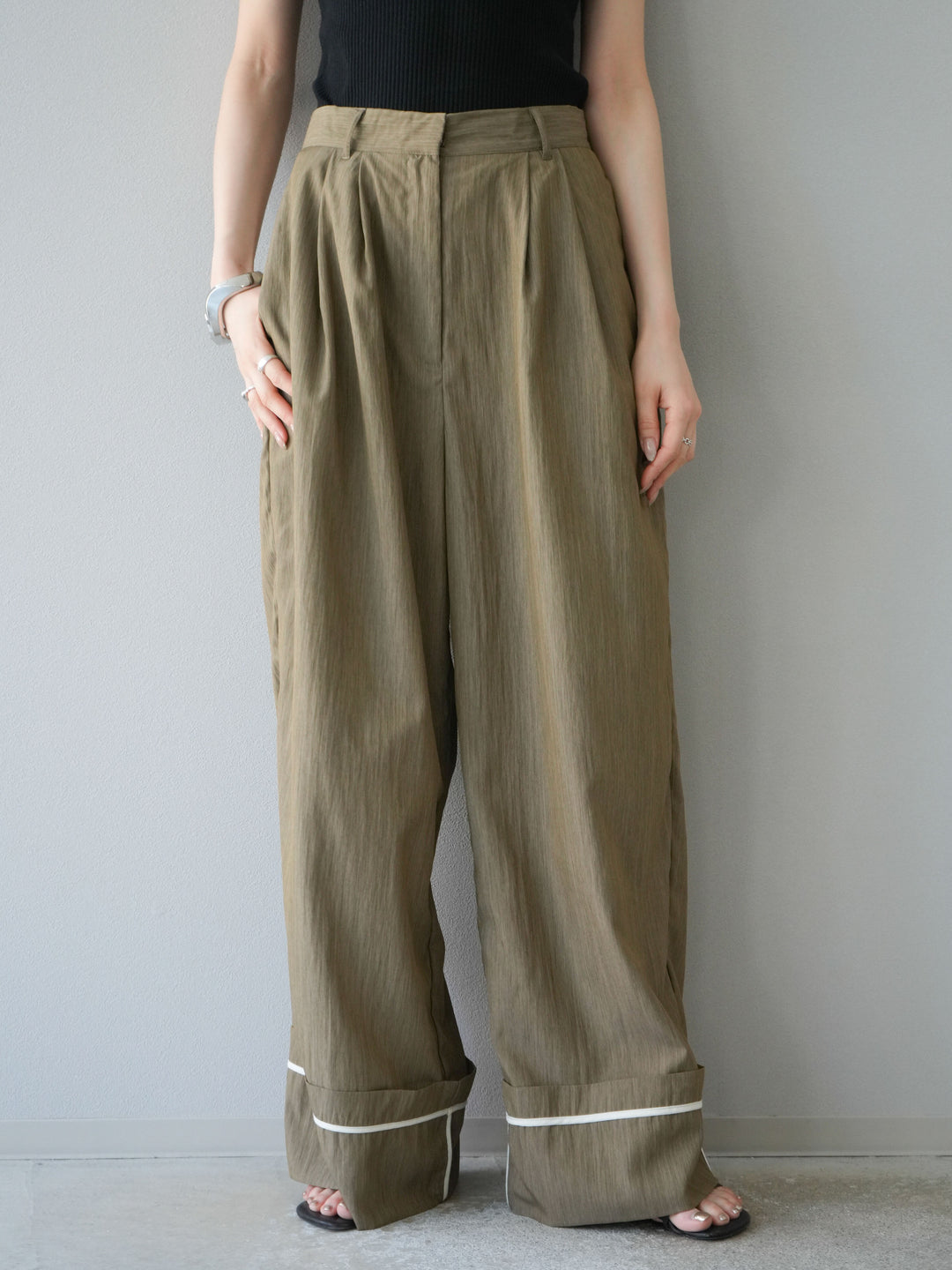 [予約]リネンライク裾リターンワイドパンツ/グレージュ