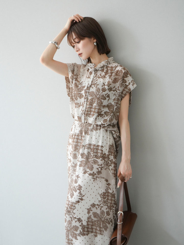 [予約]フラワーパターンフレンチスリーブブラウス/ベージュ