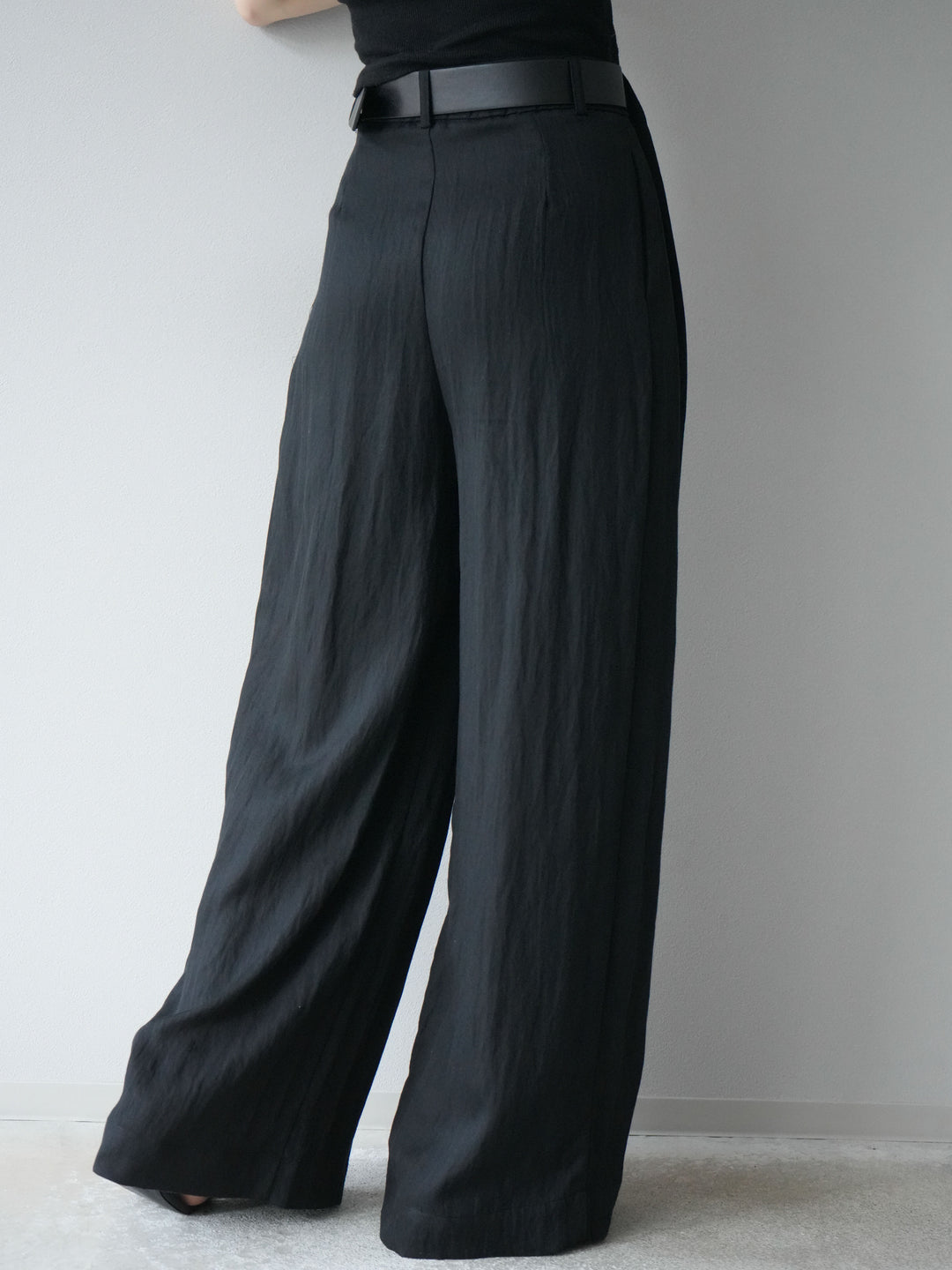 【預購】寬褲配大皮帶/黑色