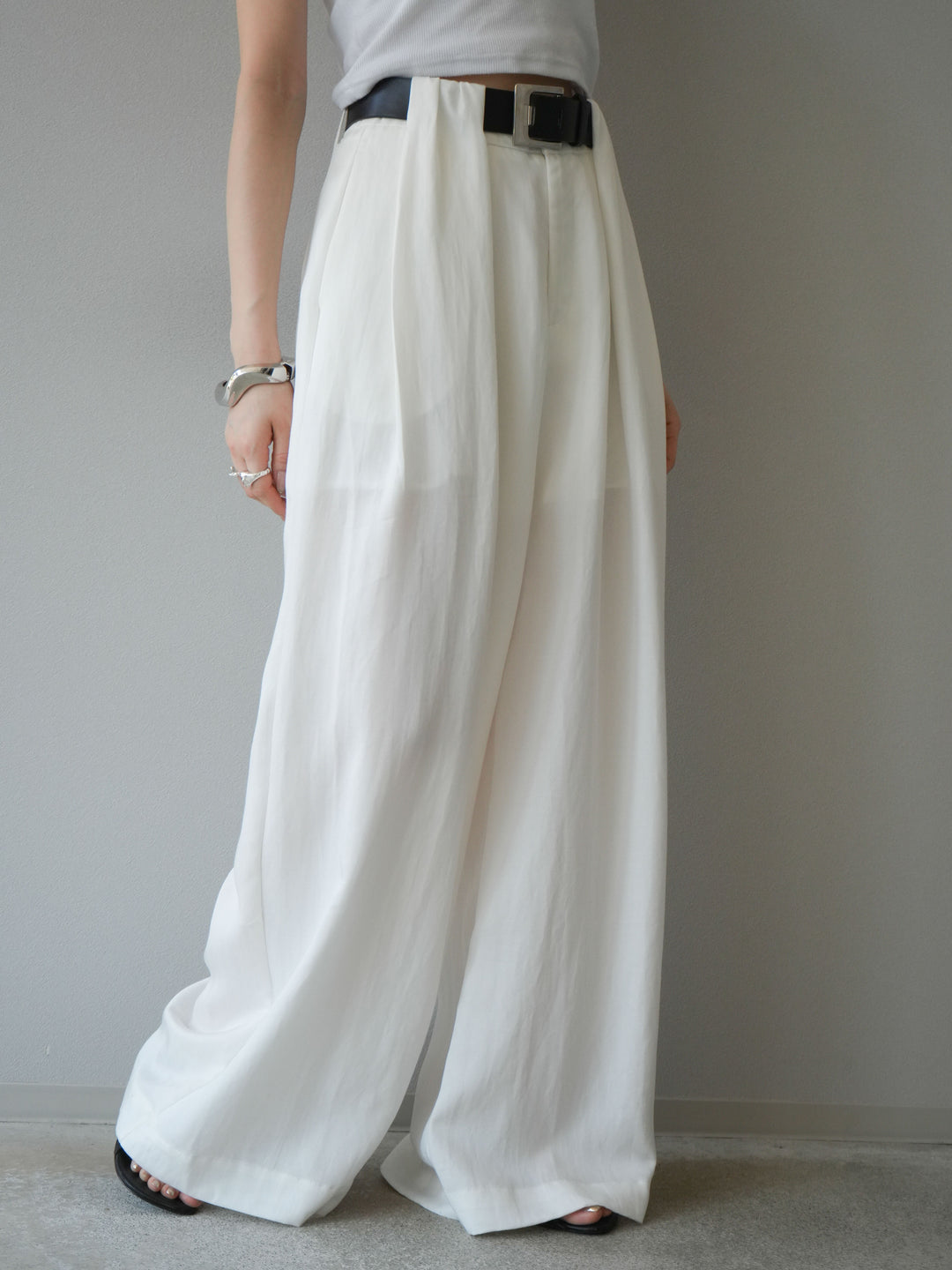 【預購】寬褲配大帶/象牙白
