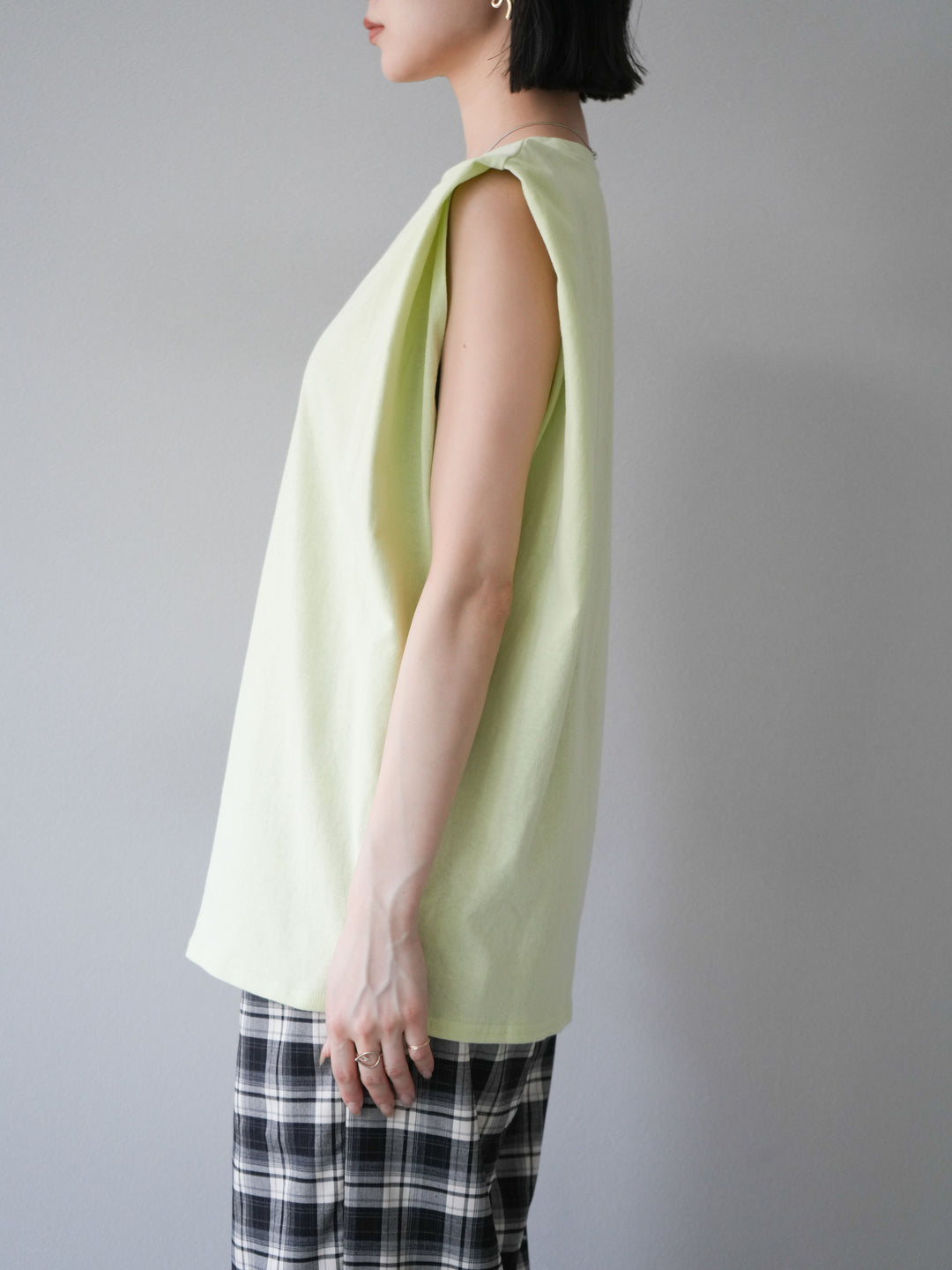 【預購】肩部褶皺法式袖套頭衫/綠色
