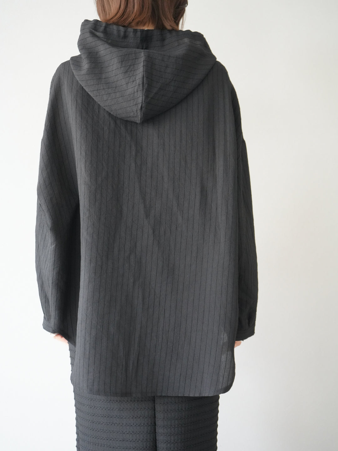 [予約]ワッシャーストライプフーディーシャツ/ブラック