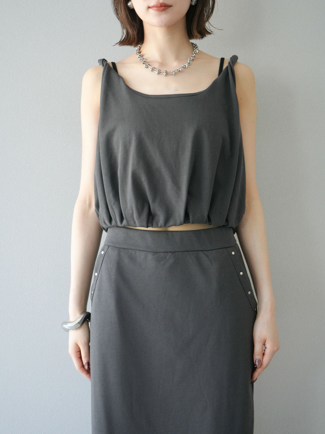 [SET]ミニ裏毛ツイストキャミバルーントップス＆Iラインスカート(2set)