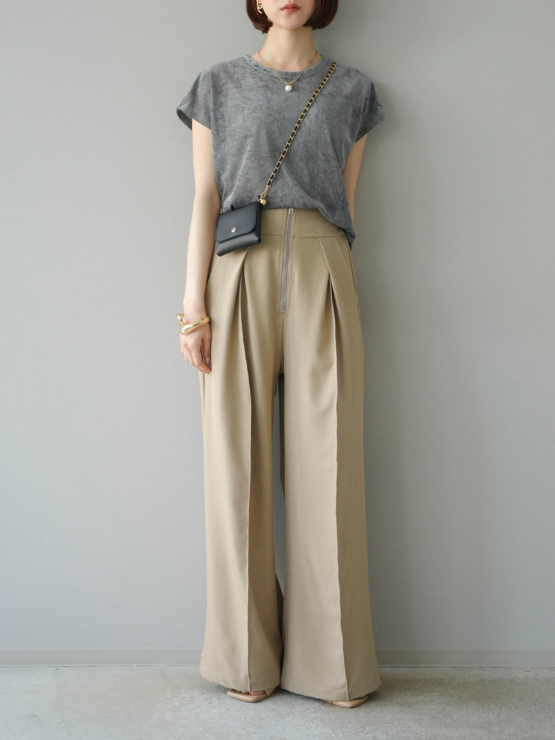 [予約]シアーベロアプルオーバー/チャコール