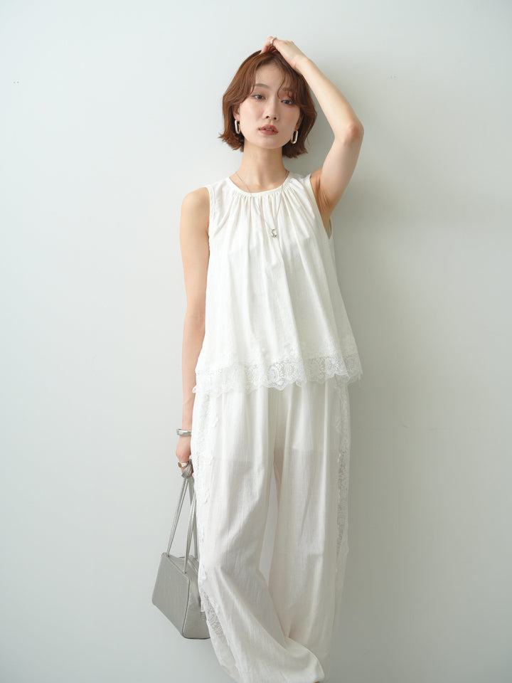 [予約]リネンタッチレースヘムノースリブラウス/white