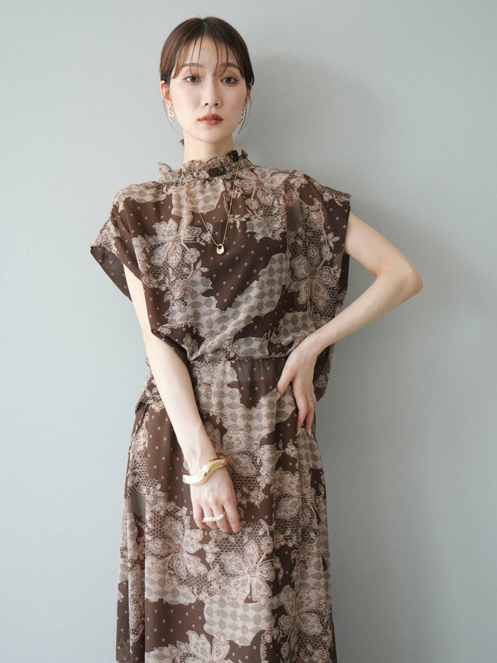 [予約]フラワーパターンフレンチスリーブブラウス/ブラウン