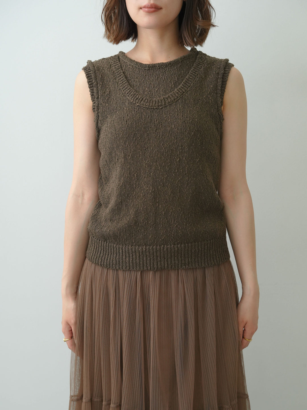 [予約]アウトリンキングノースリニットトップス/brown