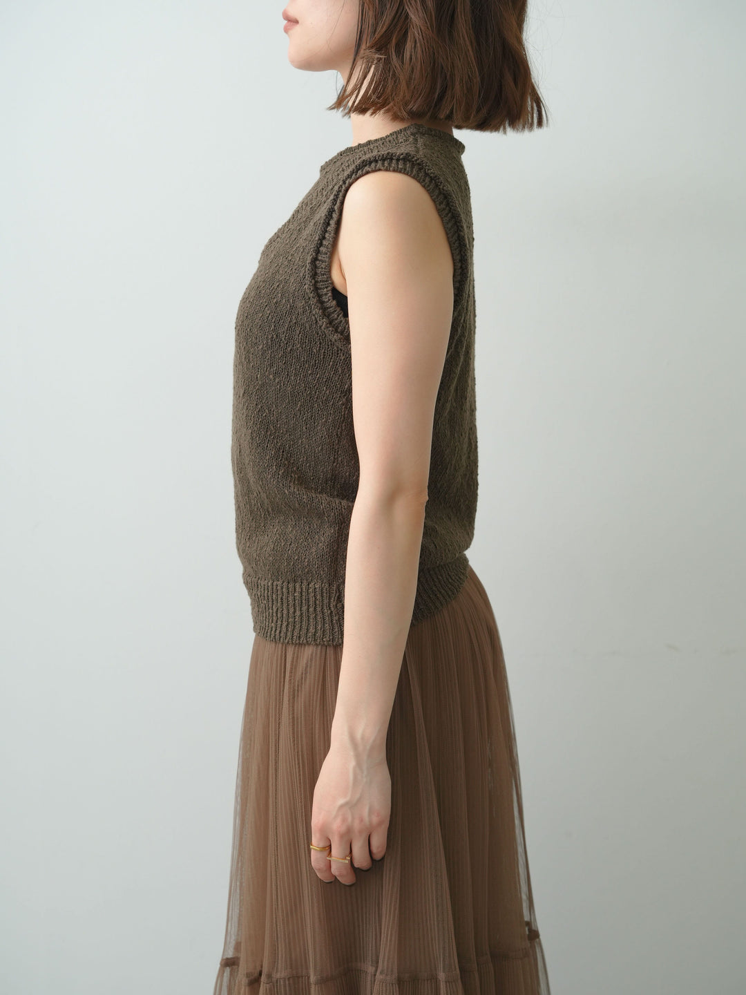 [予約]アウトリンキングノースリニットトップス/brown