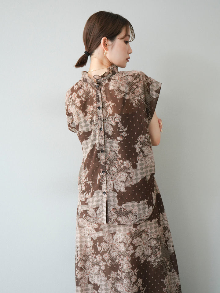 [予約]フラワーパターンフレンチスリーブブラウス/ブラウン