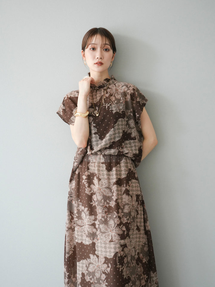 [予約]フラワーパターンフレンチスリーブブラウス/ブラウン