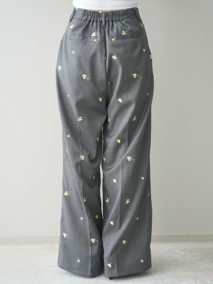 [予約]フラワー刺繍タックパンツ/gray