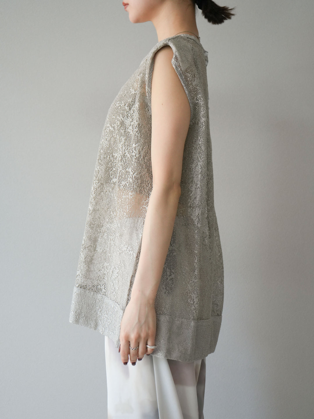 [予約]シャイニーレースプルオーバー/グレー