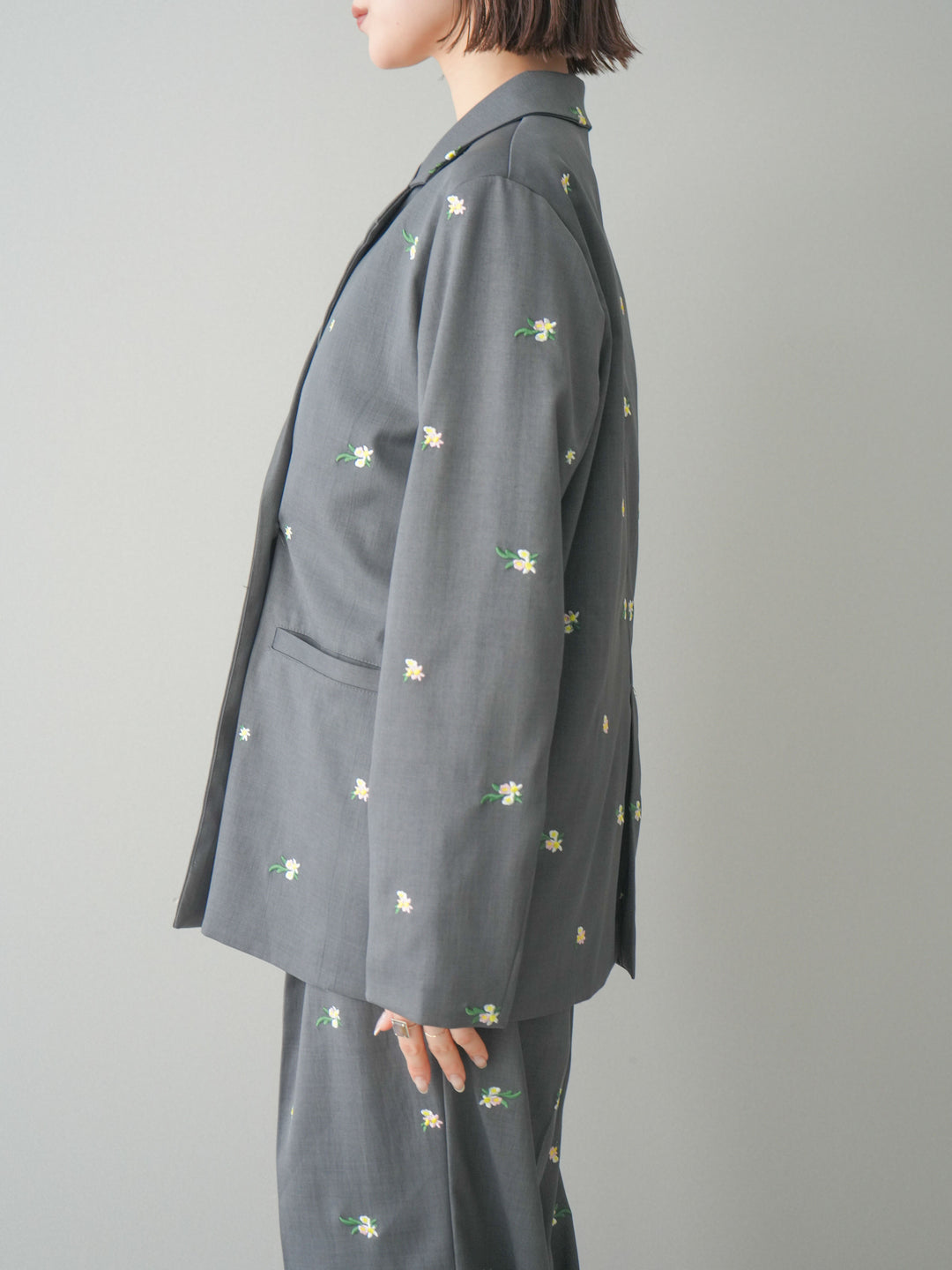 [予約]フラワー刺繍テーラードジャケット/gray