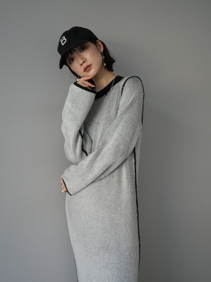 [Pre-order] Reversible color-coordinated ribbed knit dress/off-white x black