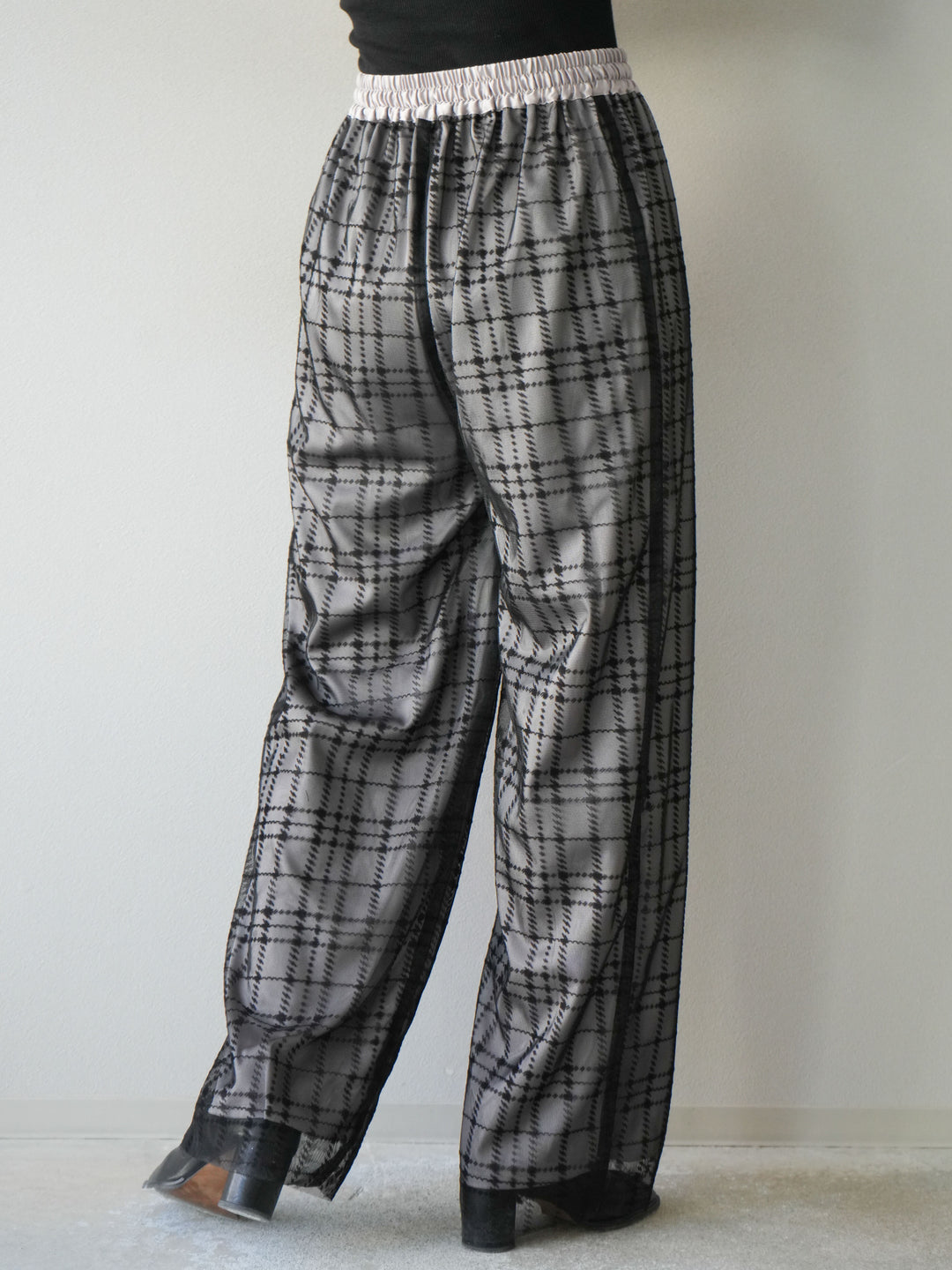 【預訂】羊毛觸感大立長外套/黑色