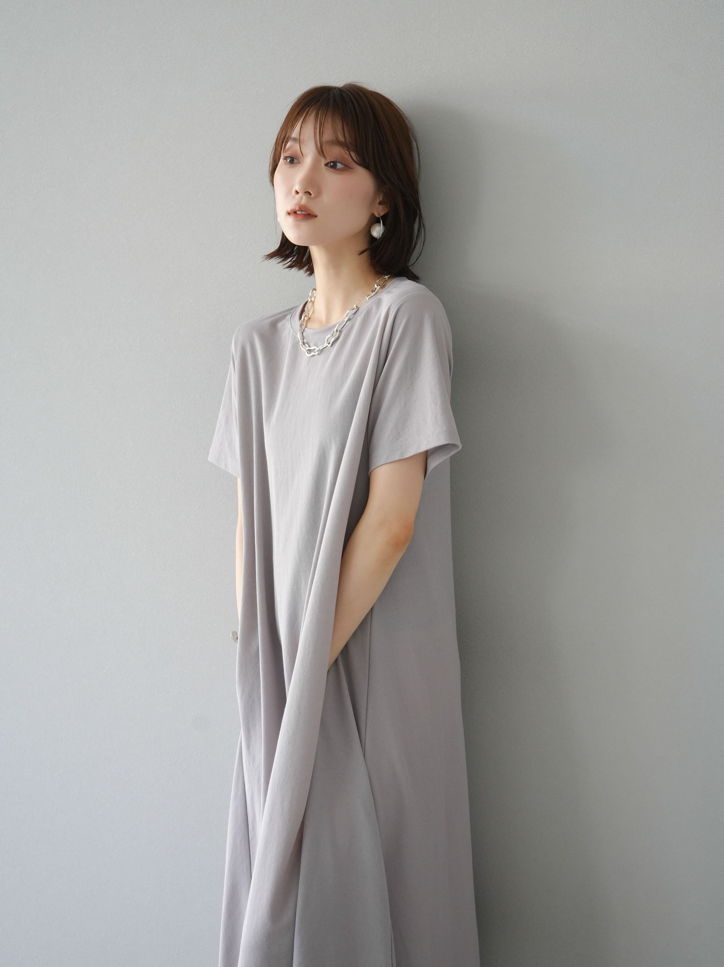 予約]接触冷感フレアカットワンピース/グレー – Lumier