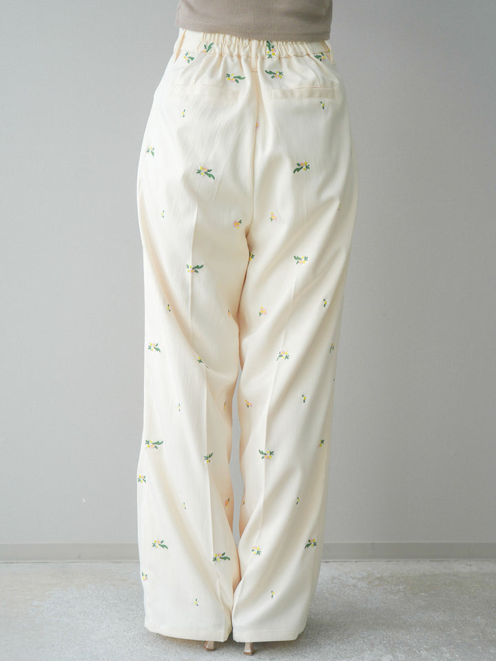 [予約]フラワー刺繍タックパンツ/ivory