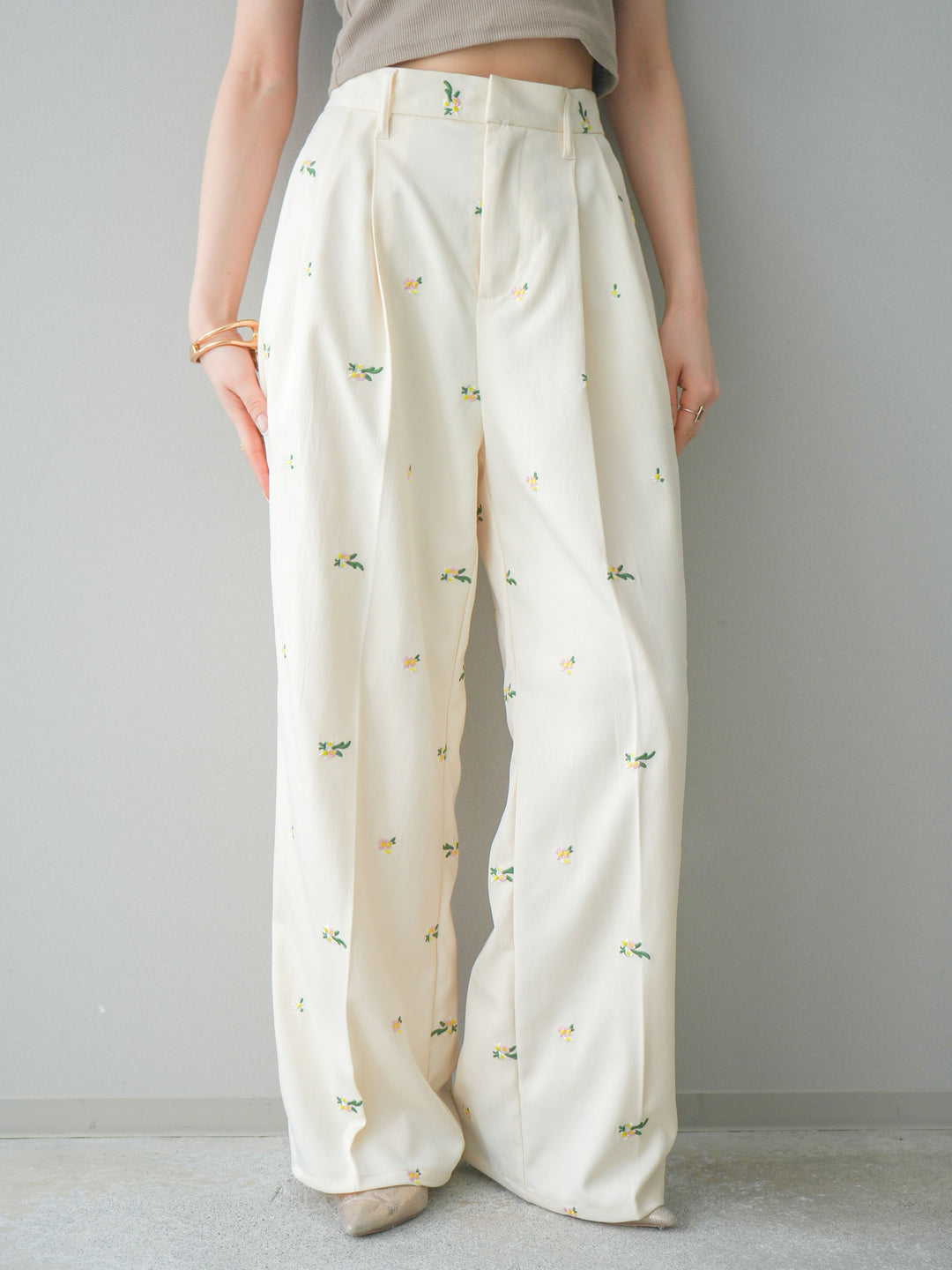 [予約]フラワー刺繍タックパンツ/ivory