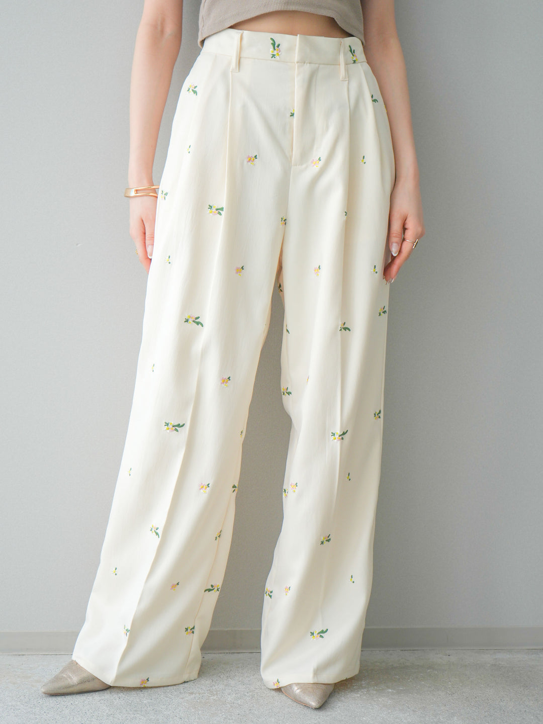 [予約]フラワー刺繍タックパンツ/ivory