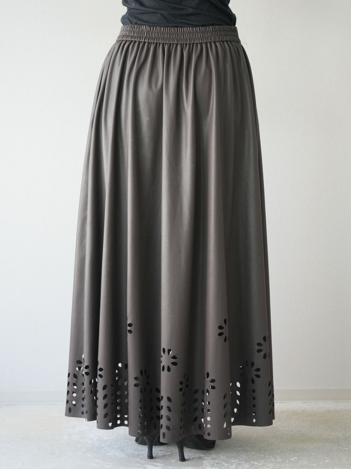 [予約]フラワーパンチングレザースカート/ブラウン