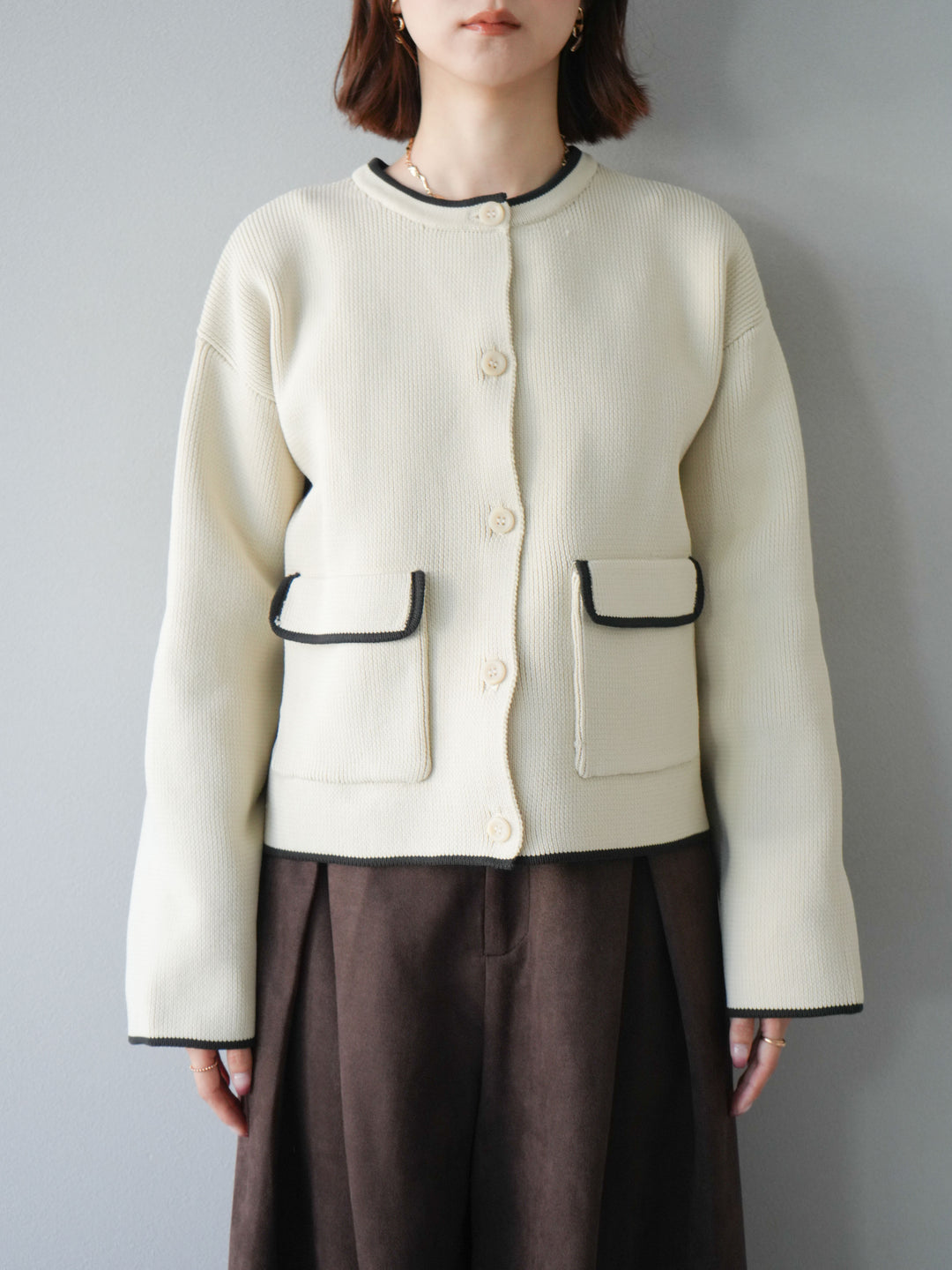 [予約]ポリエステル配色クルーネックカーディガン/アイボリー