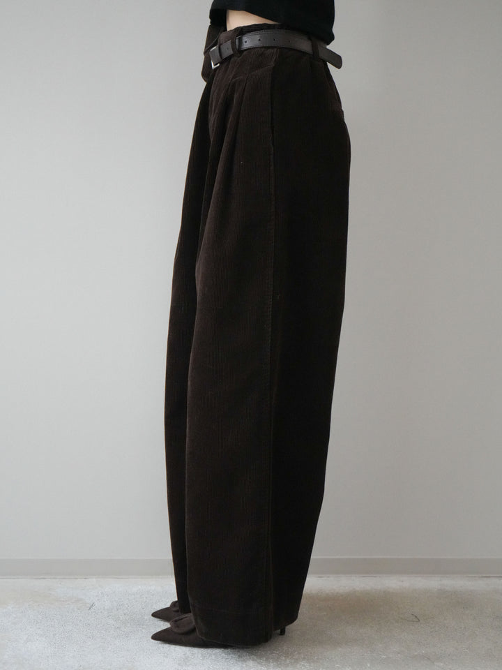 [予約]ベルト付コーデュロイワイドパンツ/brown