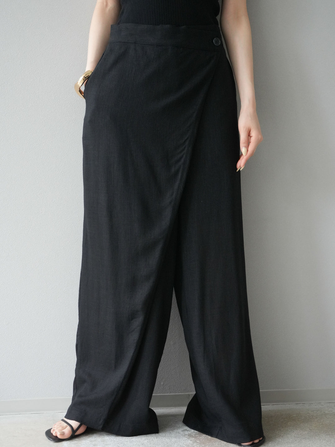 [予約]ライトリネンアシンメトリーワイドパンツ/ブラック