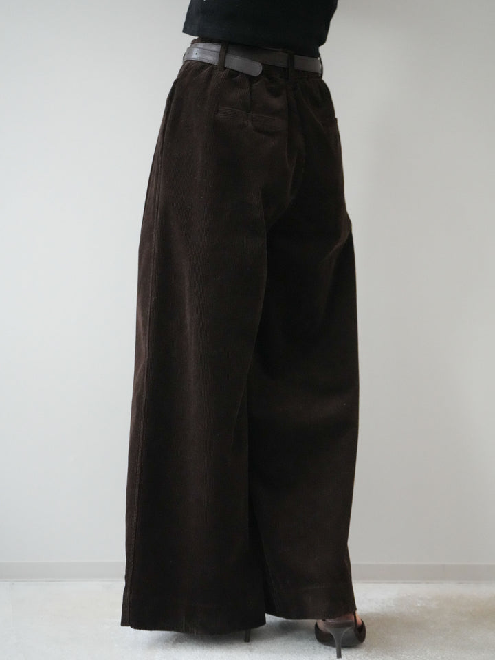 [予約]ベルト付コーデュロイワイドパンツ/brown