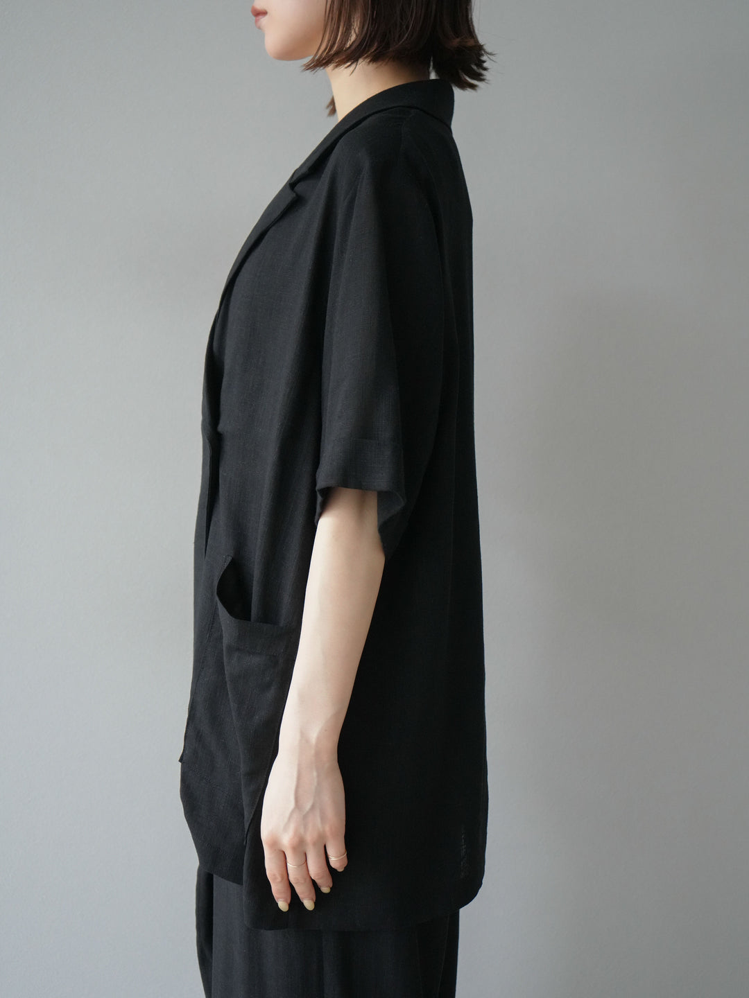 【預購】輕亞麻半袖外套/黑色