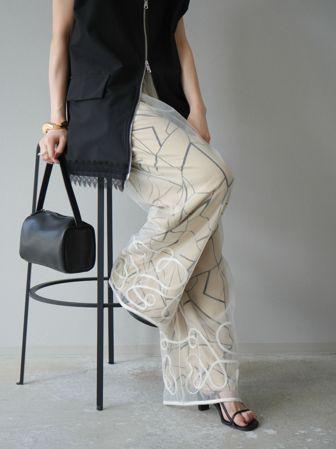 [予約]コード刺繍チュールレイヤードパンツ/オフ