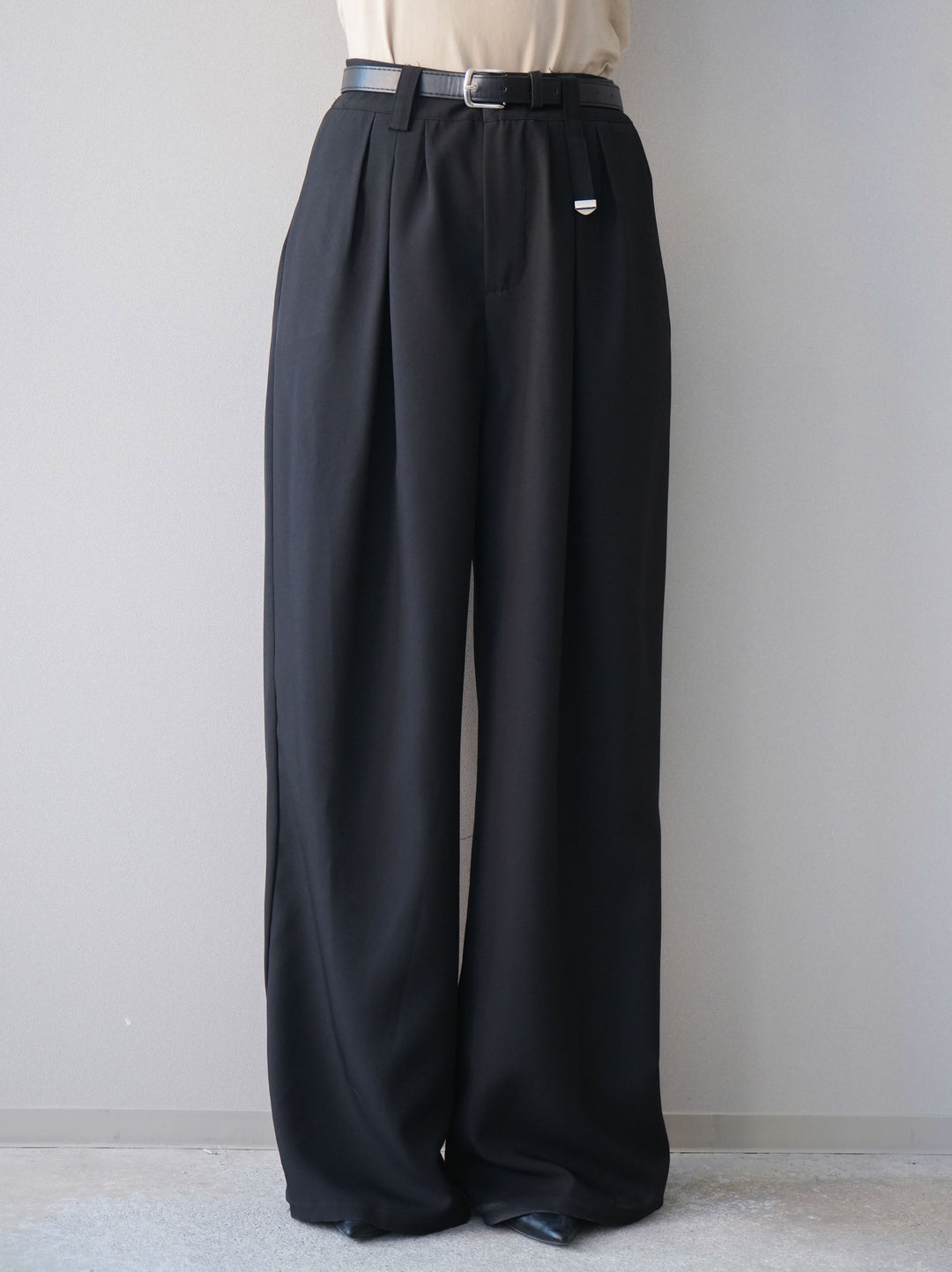 [予約]ベルト付キーホルダーモチーフワイドパンツ/black