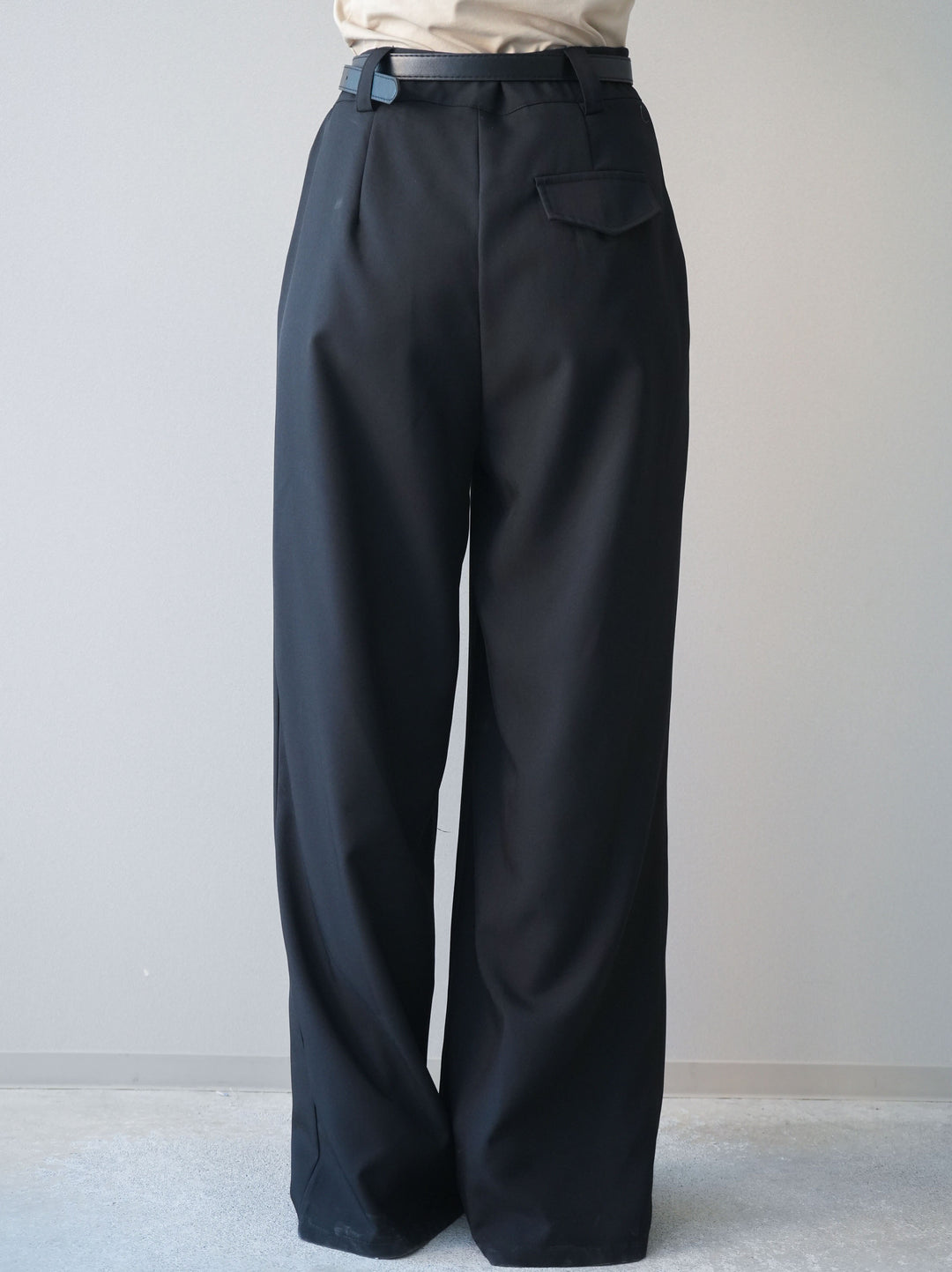 [予約]ベルト付キーホルダーモチーフワイドパンツ/black