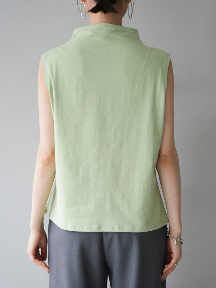 [Pre-order] Bottleneck sleeveless T-shirt/light green