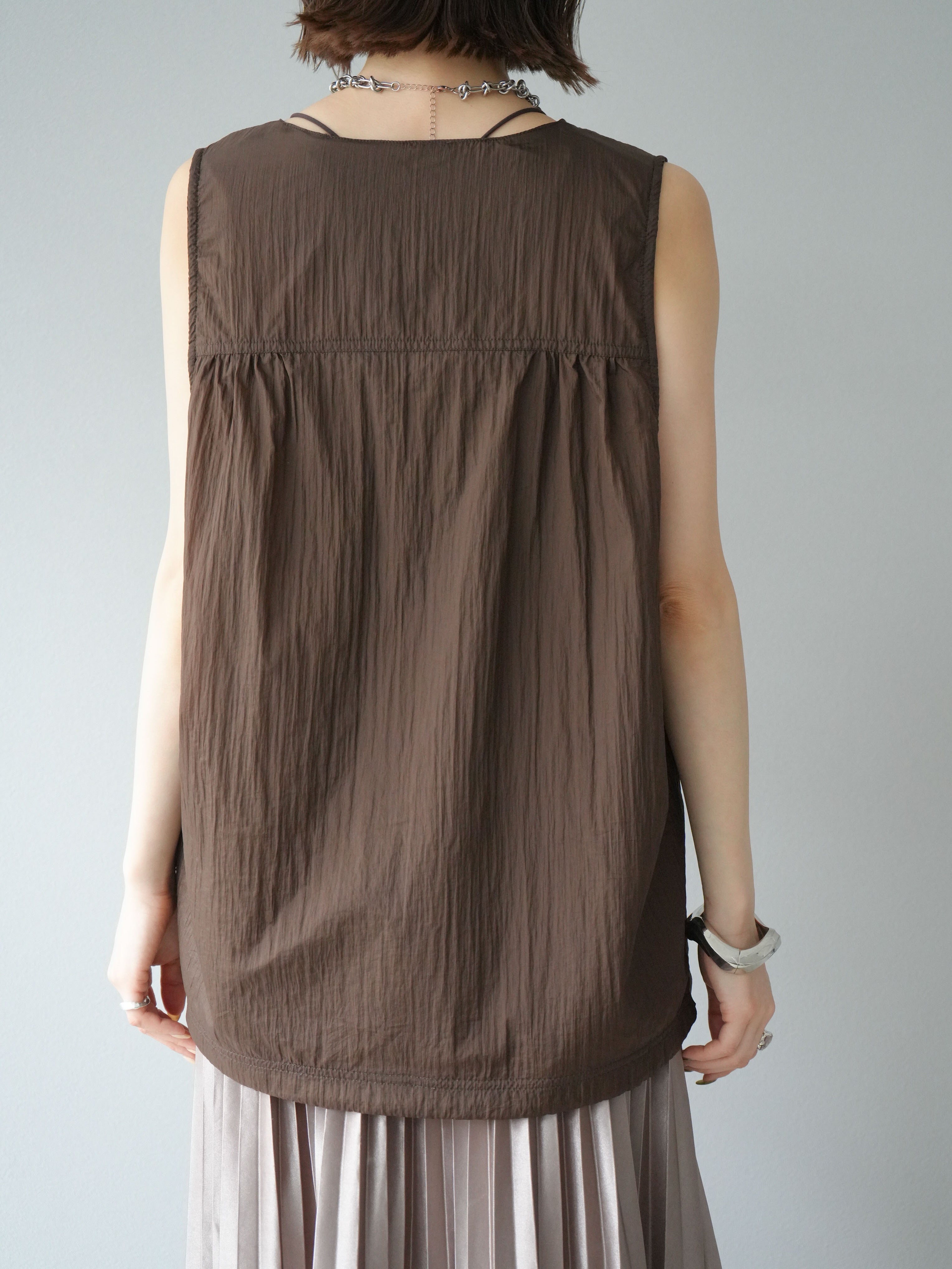 予約]ナイロンBIGポケットシアーベスト/ブラウン – Lumier