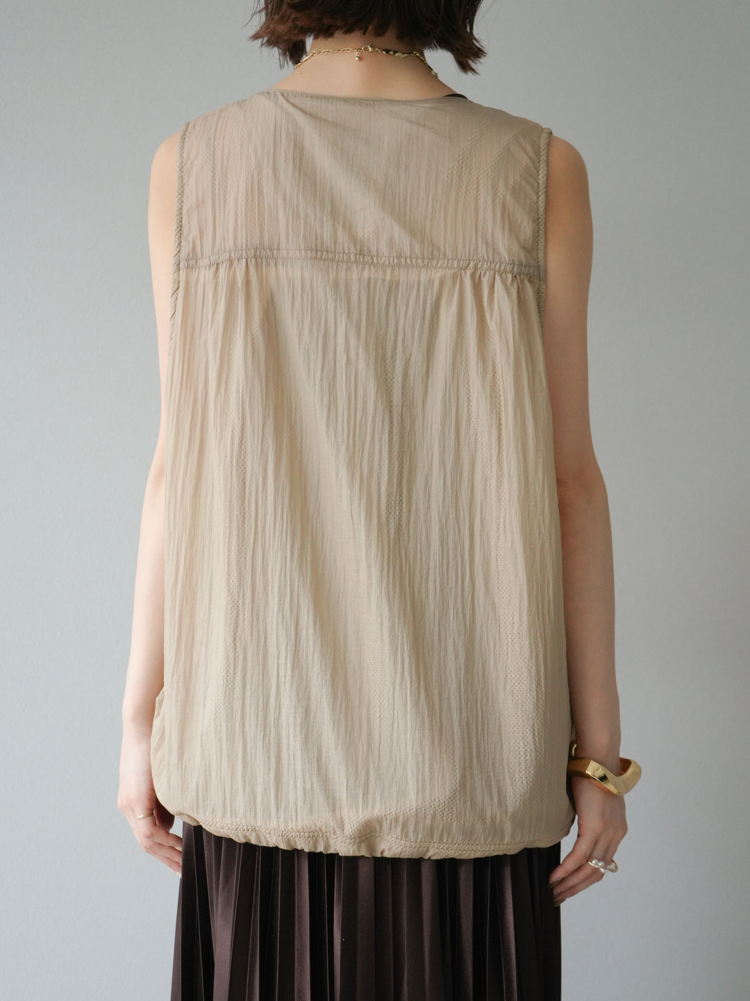 [預購] 尼龍大口袋透視背心/米色