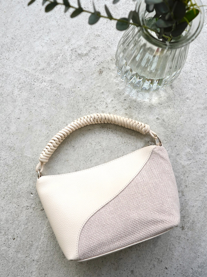 [Pre-order] Bicolor mixed material one-handle bag/ivory