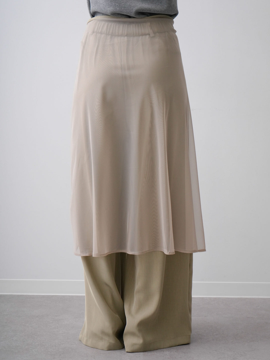 [予約]シアーエプロン付ドレープタックワイドパンツ/beige
