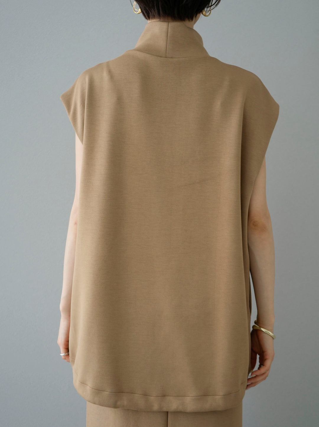 [Pre-order] Ponte mock neck pullover/beige