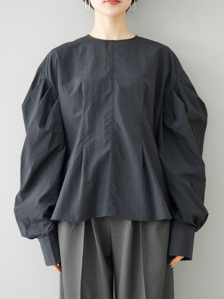 [Pre-order] Tuck Sleeve Nylon Blouse/Black