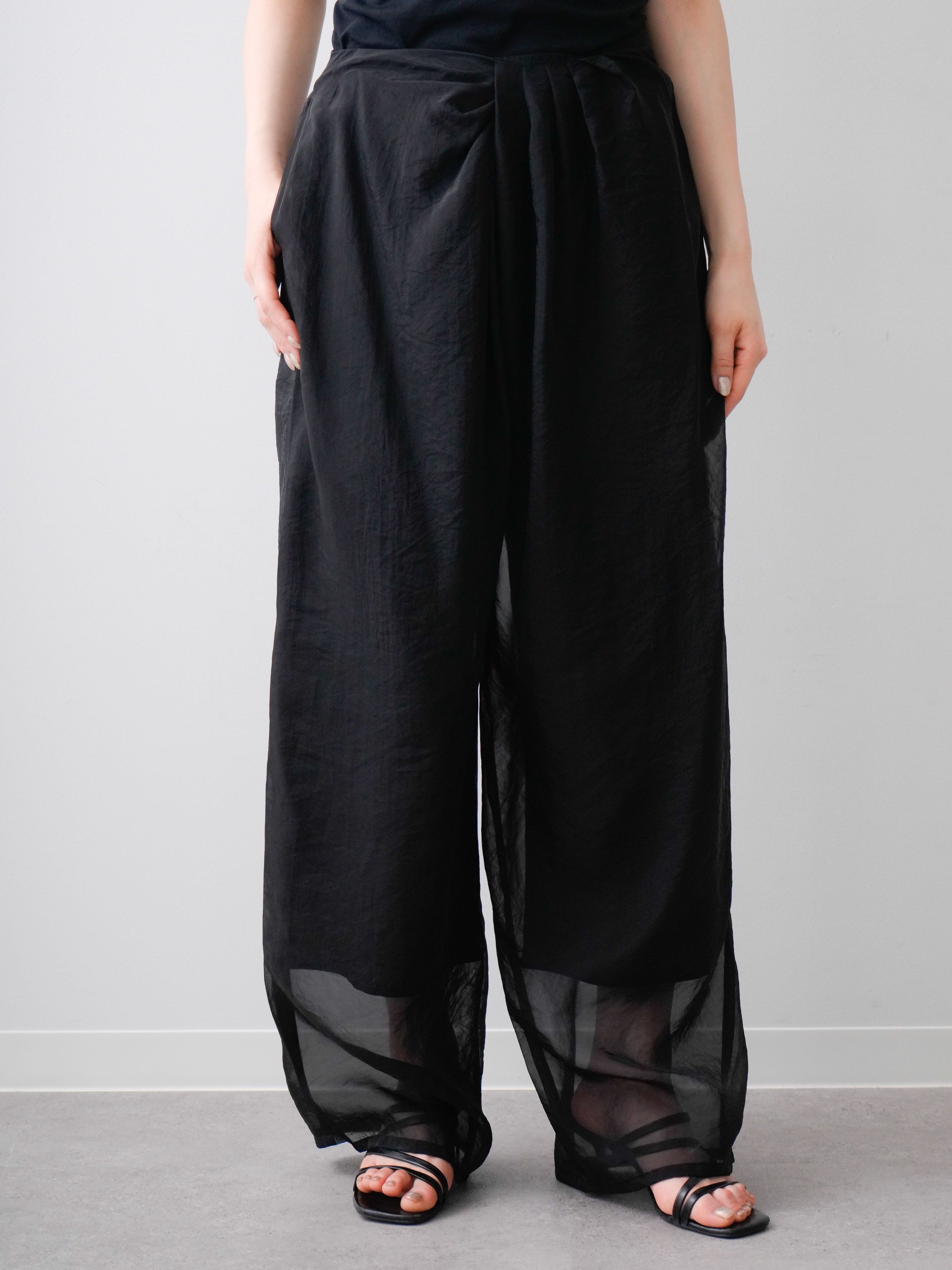 pants – Lumier