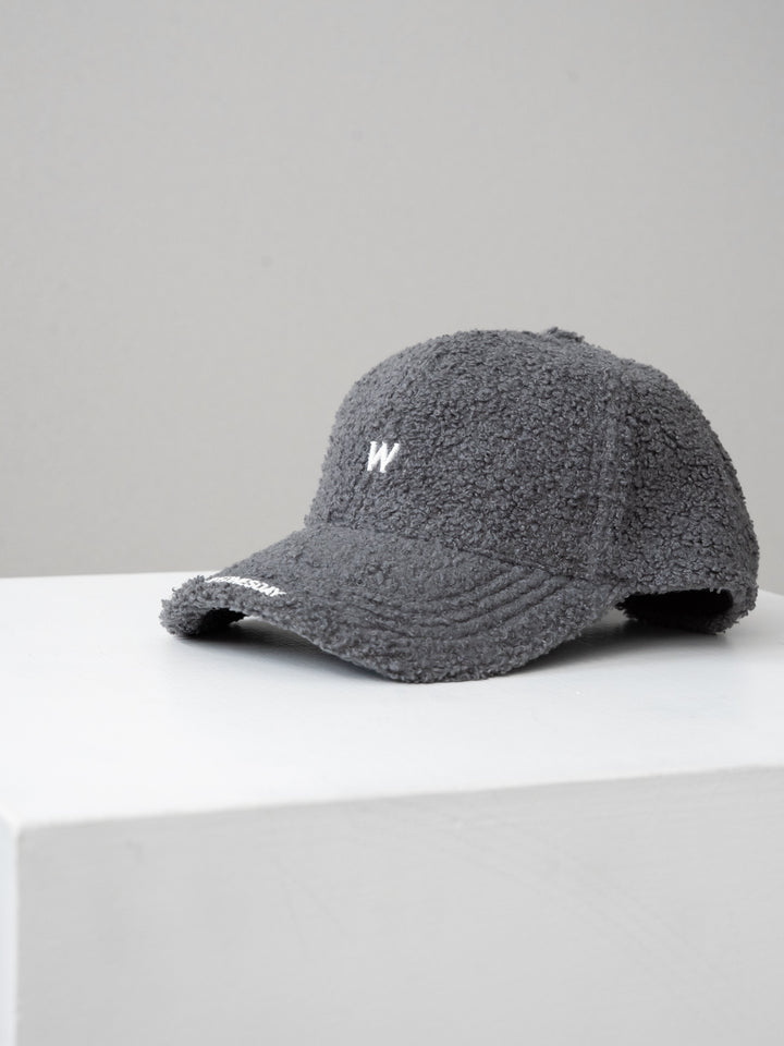 [予約]ロゴ入りプードルボアCAP/gray