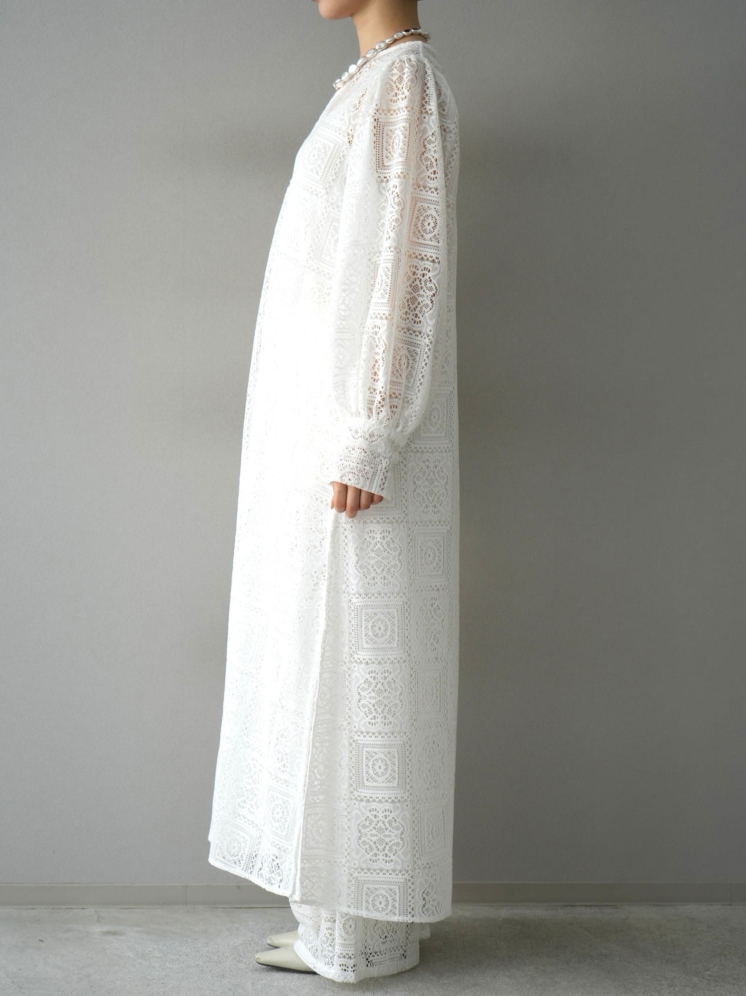 [Pre-order] Block Lace Volume Sleeve Dress/White