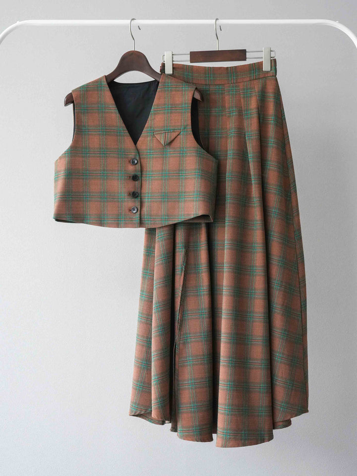 [SET]チェック柄ベスト＆フロントスリットタックスカートSET UP+カップ付テレコリブベアキャミソール(2set)