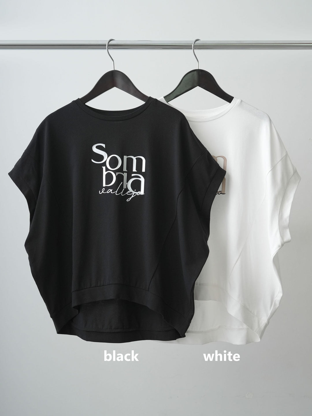 [SET]立体ロゴエンボスTEE +立体ロゴエンボスTEE (2set)