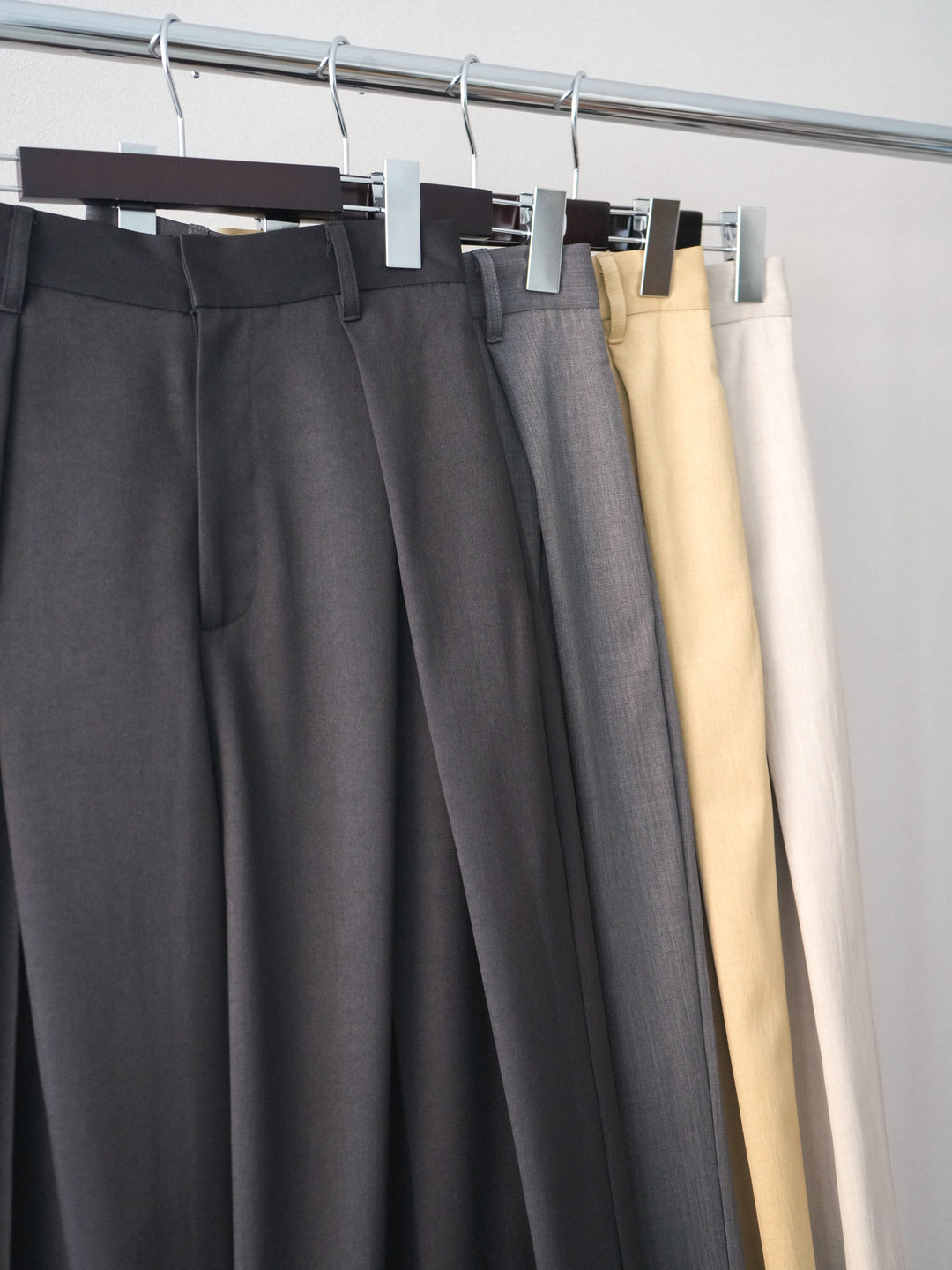 [SET]ブロードティアードショートシャツ+TRツイルデザインタックワイドパンツ(2set)