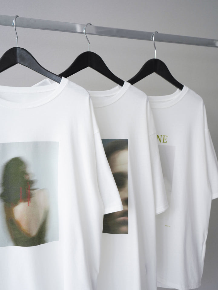 [SET]ブラーアートフォトTシャツ+シアーレースマキシスカート(2set)