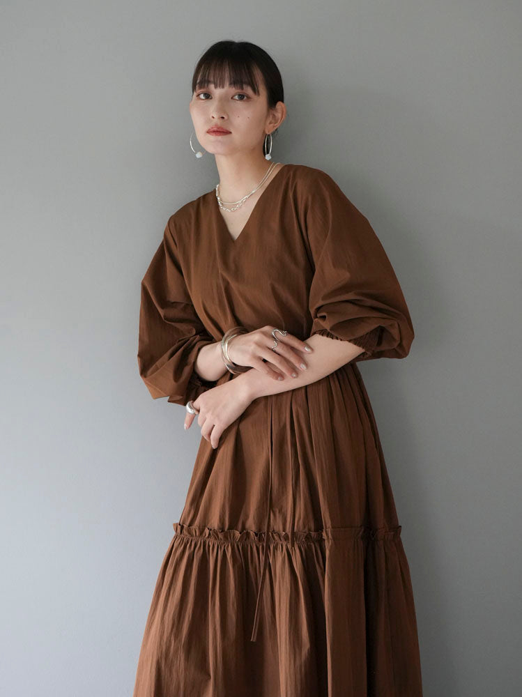 [Pre-order] V-neck tiered long dress/brown